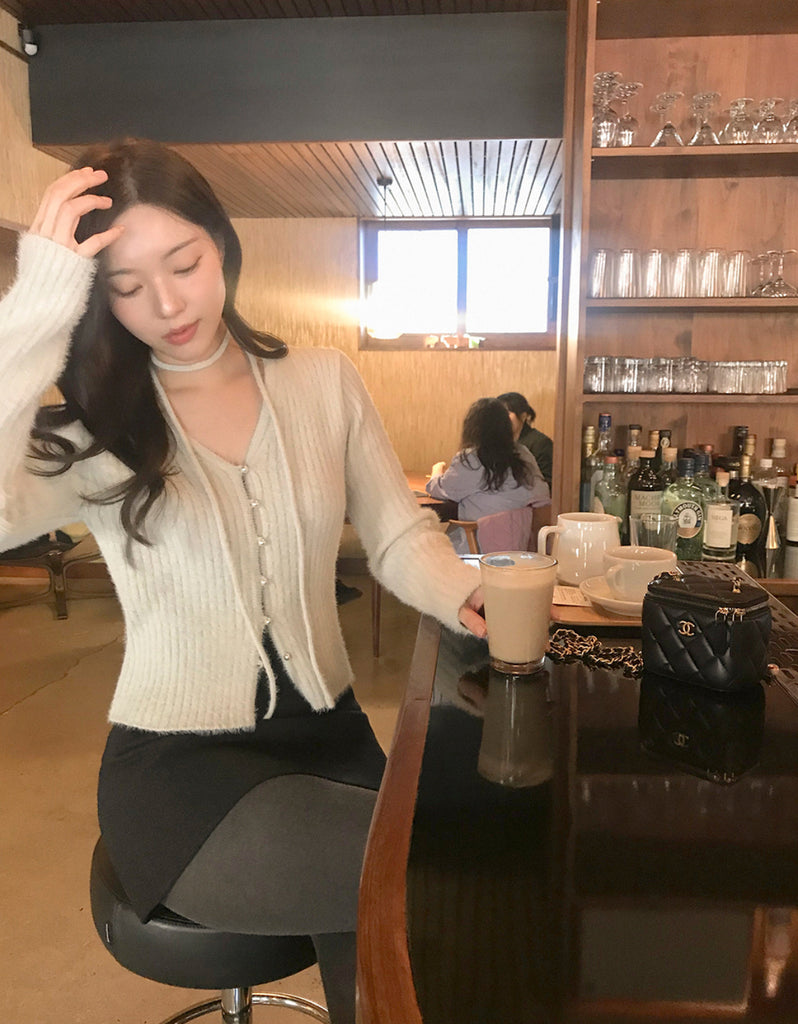 [🍂F/W] Holiday Pearl Wool Cardigan