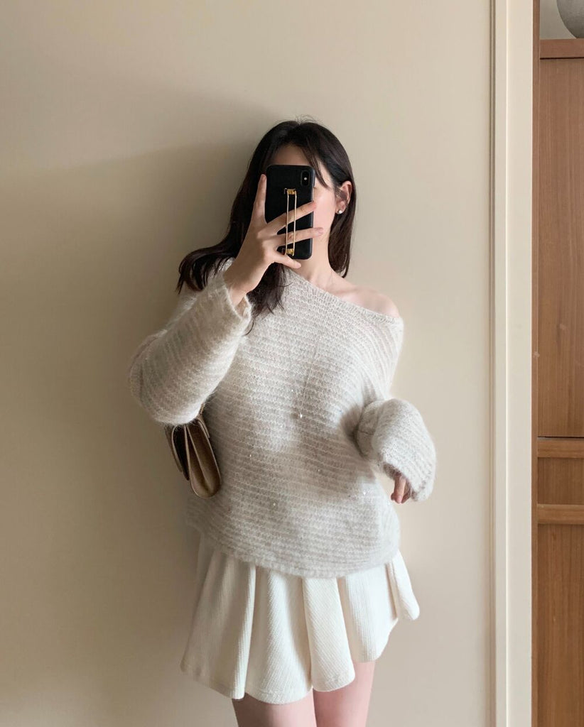 [🍂F/W] White Sequined Knit