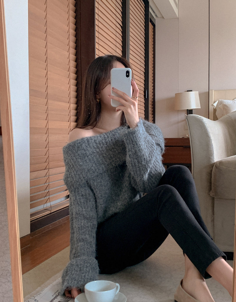 [🍂F/W] Jennie Softly Off-Shoulder Sweater