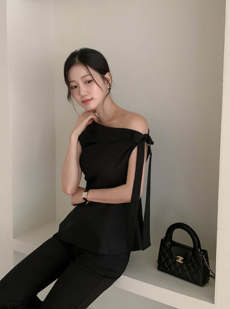 [🌷S/S] Off-Shoulder Bow Flared Blouse