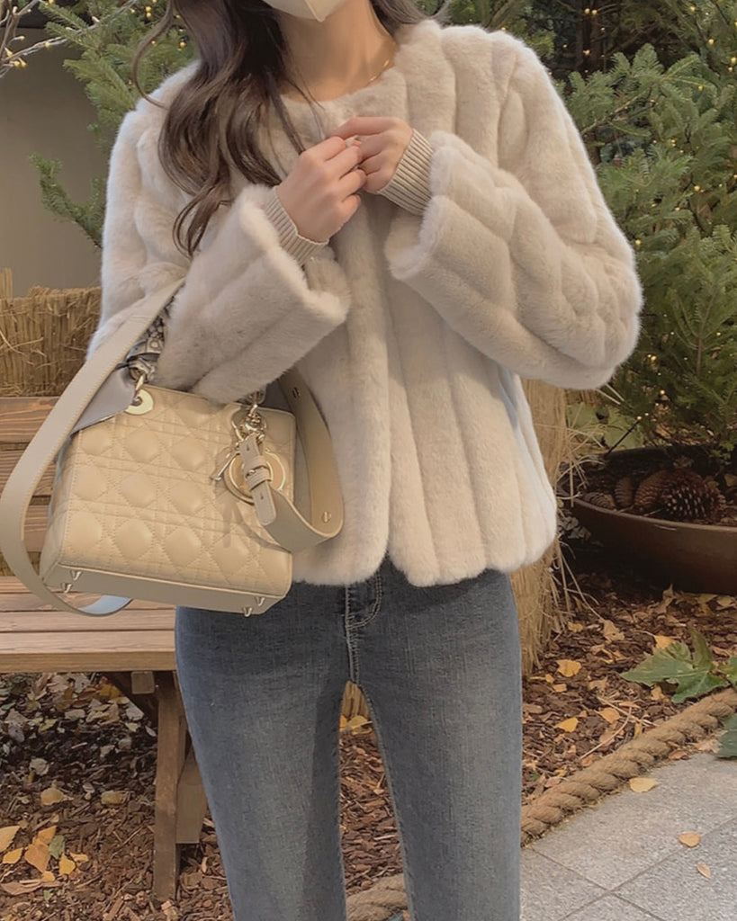 [🍂F/W] Poise Eco-friendly Fur Coat