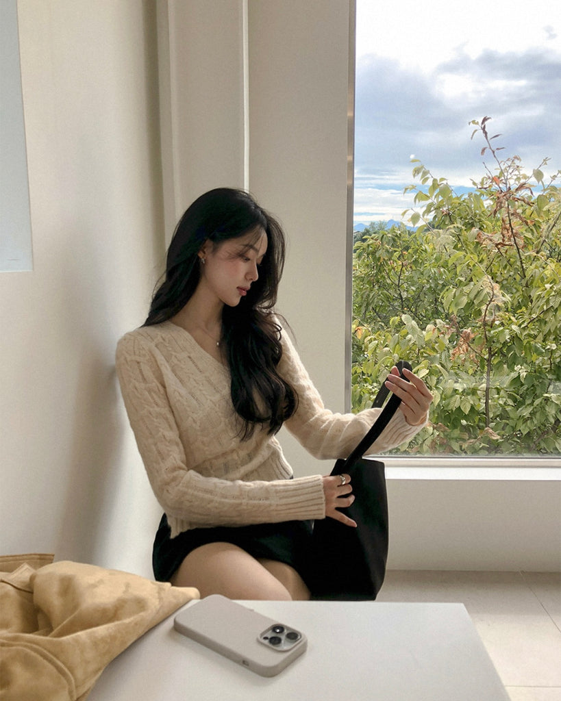 [🍂F/W] Plain V-neck Knit Sweater