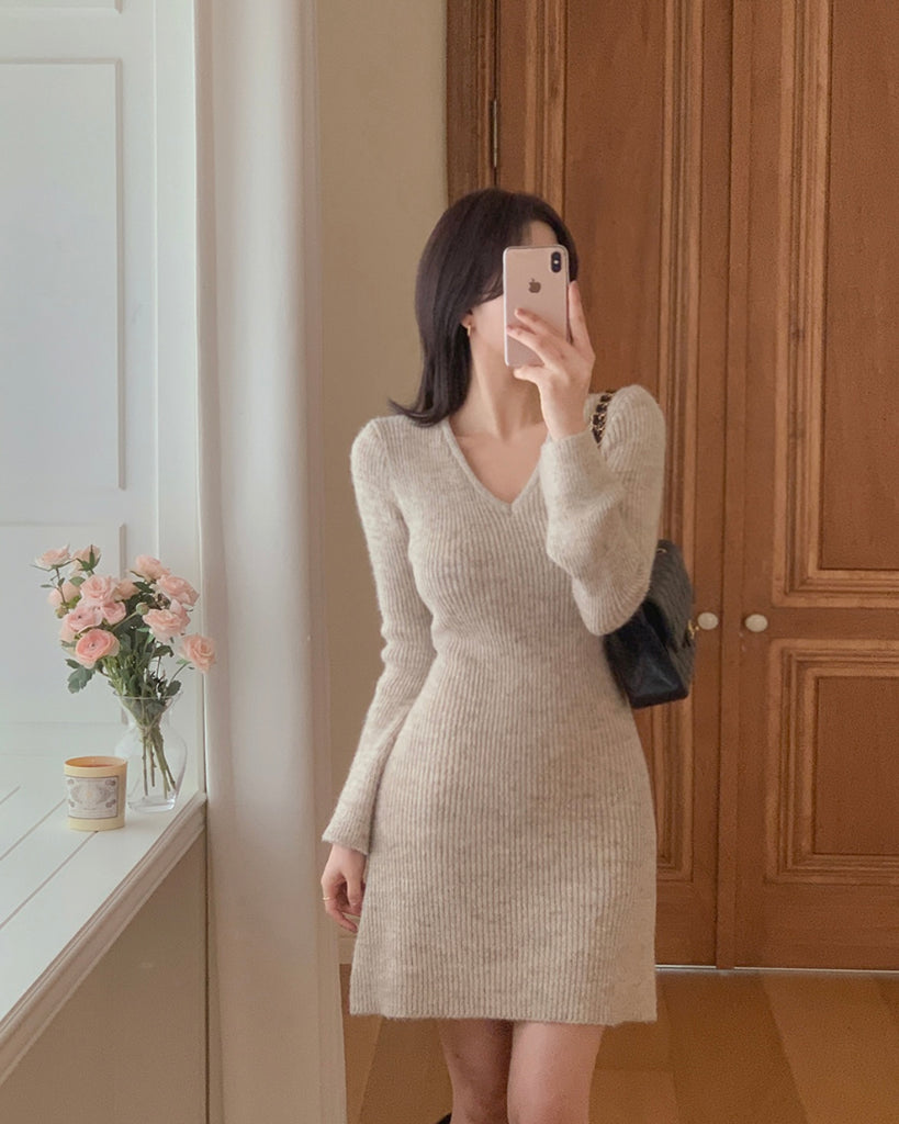 [🍂F/W] V-neck Knitted Mini Dress (不附腰帶)