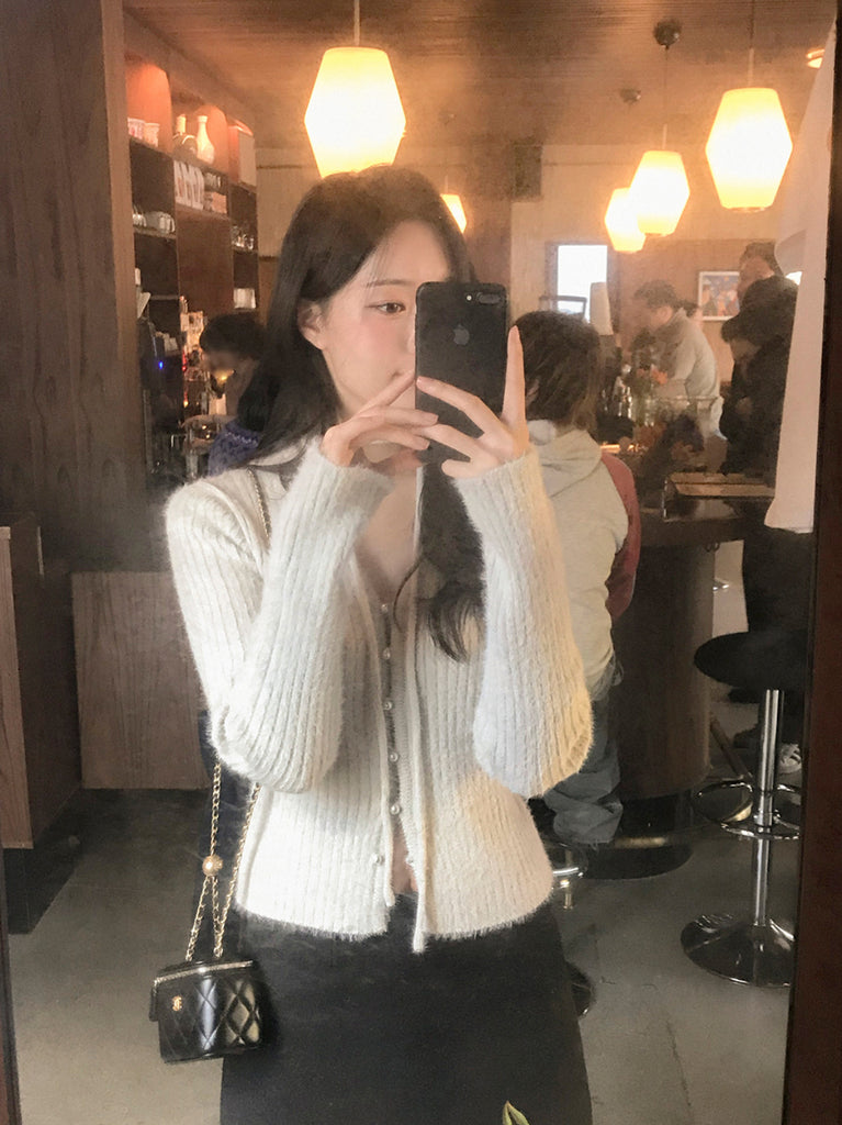 [🍂F/W] Holiday Pearl Wool Cardigan