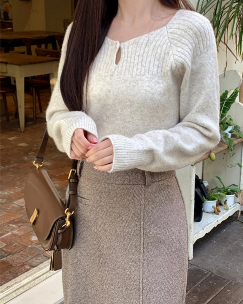 [🍂F/W] Luna Pearl Button Knit