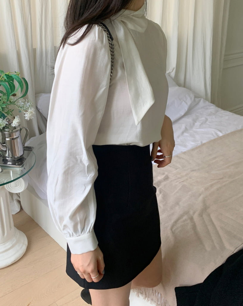 [🍂F/W] Bruno Tie Blouse