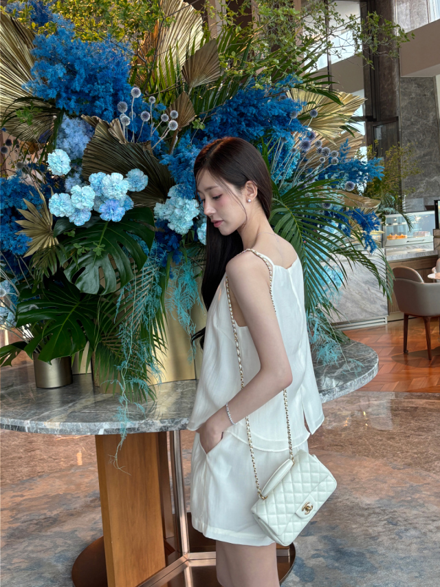 Moet Glow Tencel Set-up