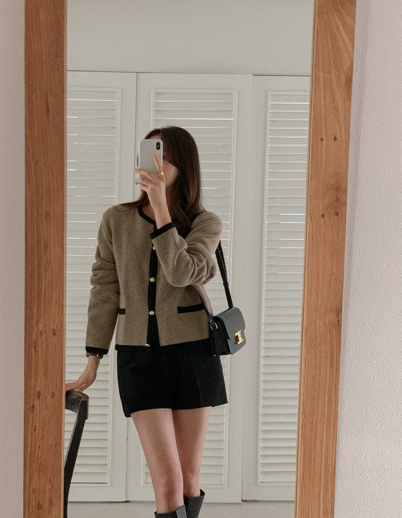 [🍂F/W] Vintage Gold Buttons Cardigan