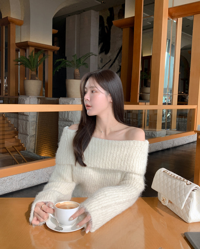 [🍂F/W] Jennie Softly Off-Shoulder Sweater