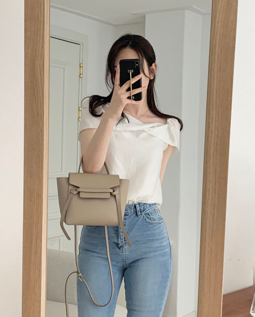 [🕊️SS] My Dating Softly Blouse