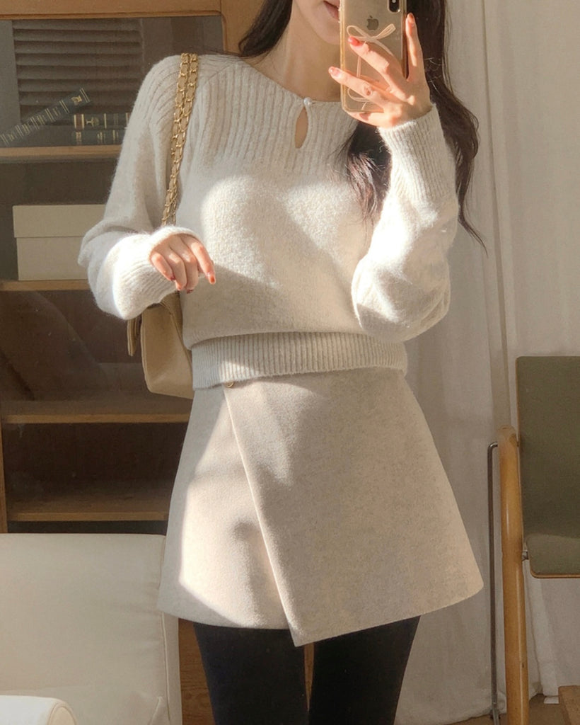 [🍂F/W] Luna Pearl Button Knit