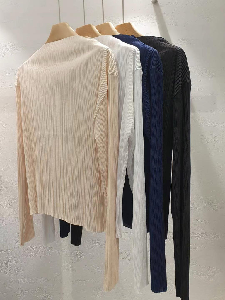 [🍂F/W]The Softly Pleated Blouse